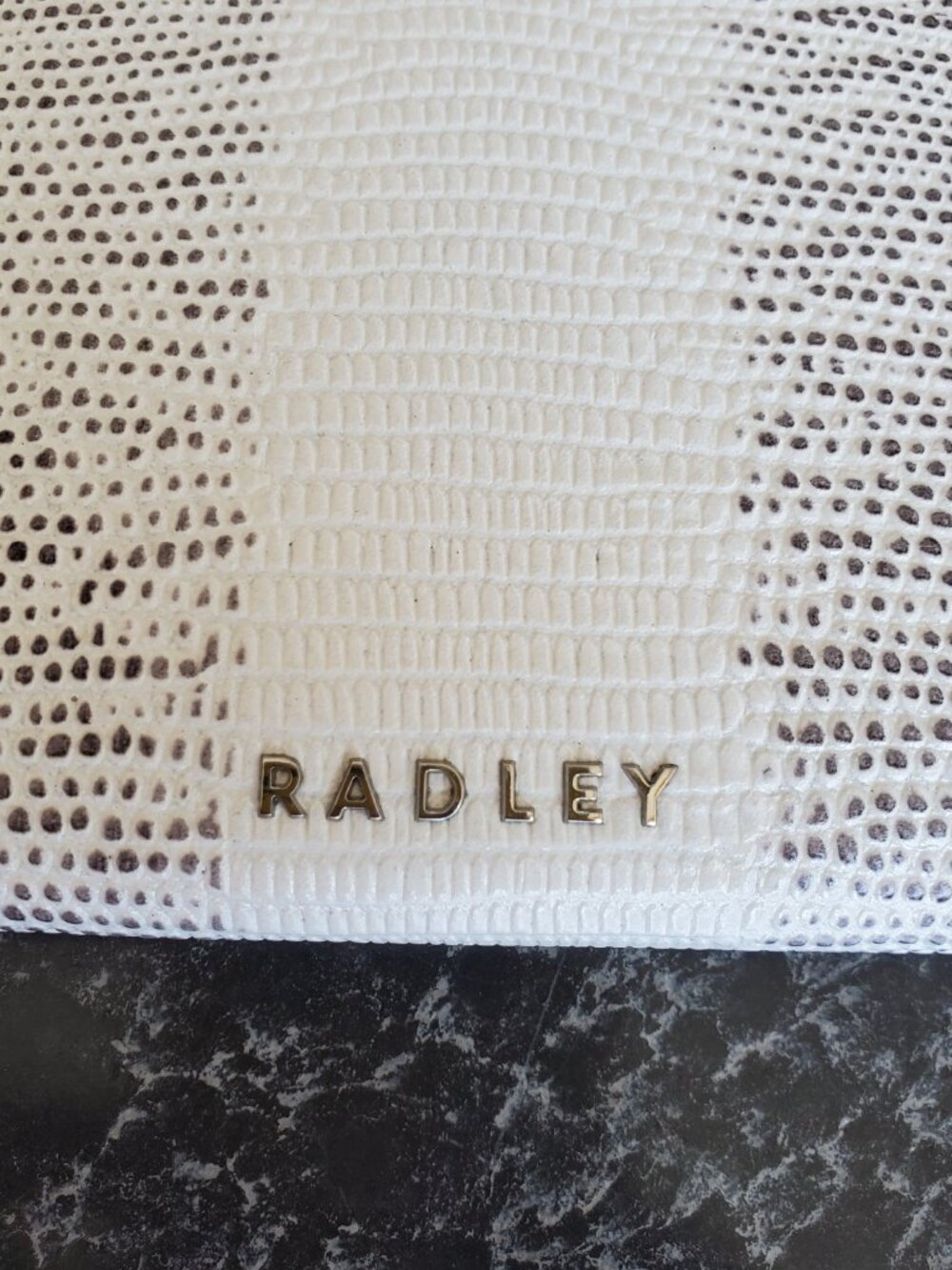 RADLEY ! Coin street Large Bifold Wallet - Picture 3 of 12